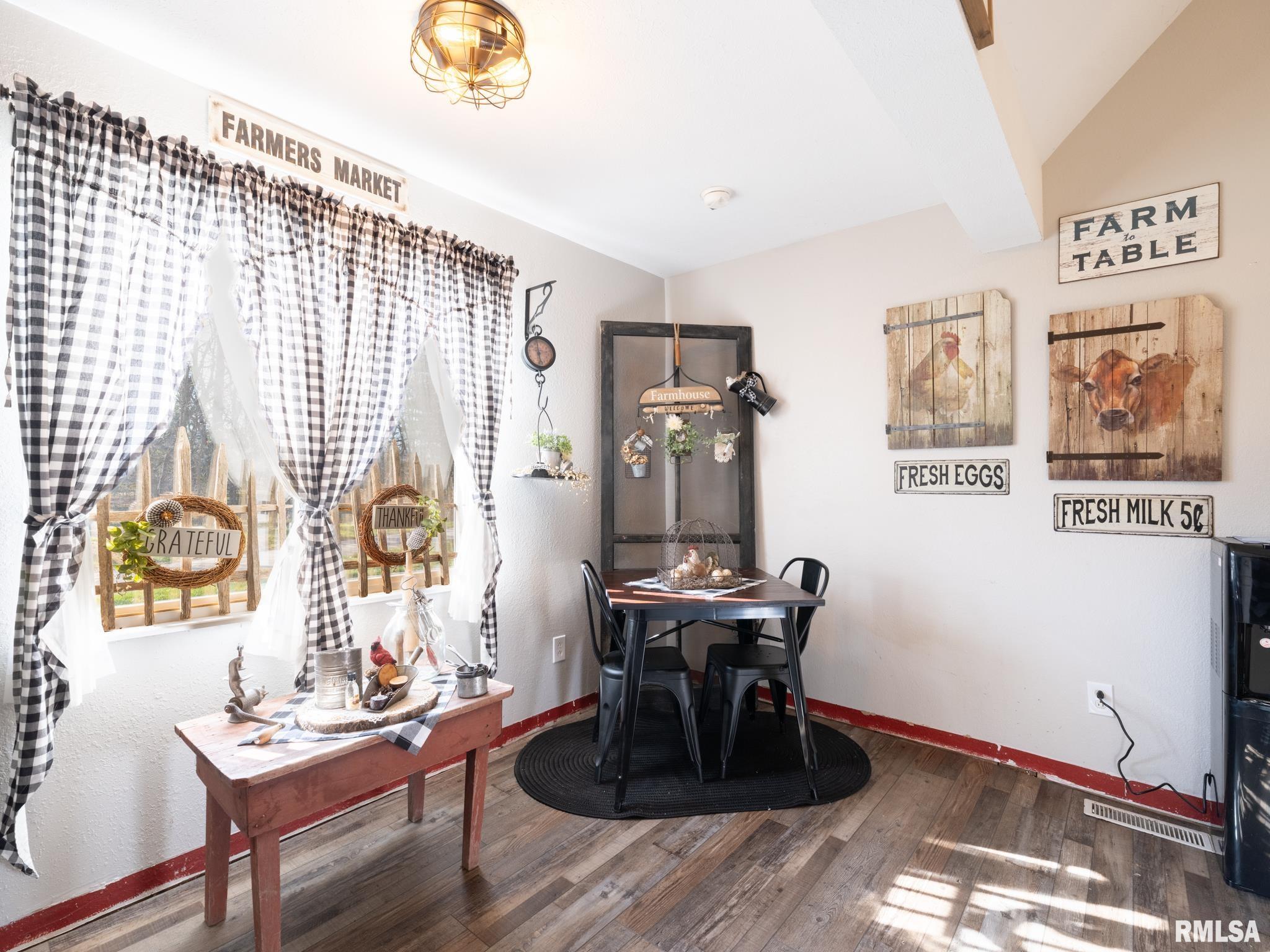 159 South Cedar Street Farmington, IL 61531 - Photo 43 of 56