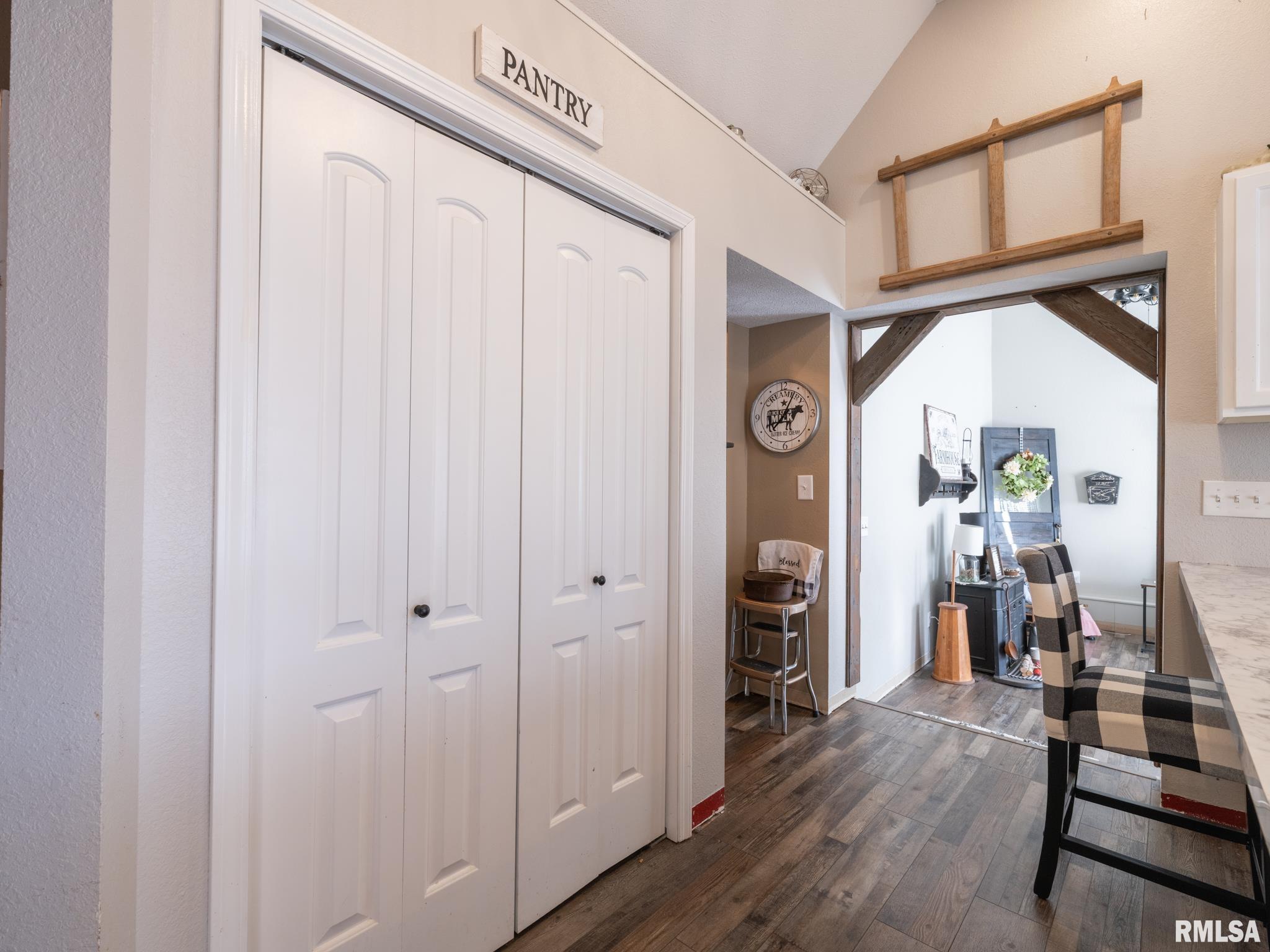 159 South Cedar Street Farmington, IL 61531 - Photo 45 of 56