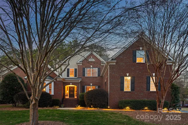 $792,500 | 16308 Crystal Downs Lane, Charlotte, NC 28278