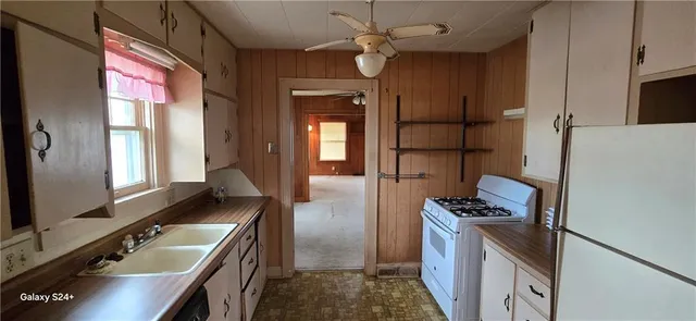 $149,000 | 302 12th Street, Osawatomie, KS 66064