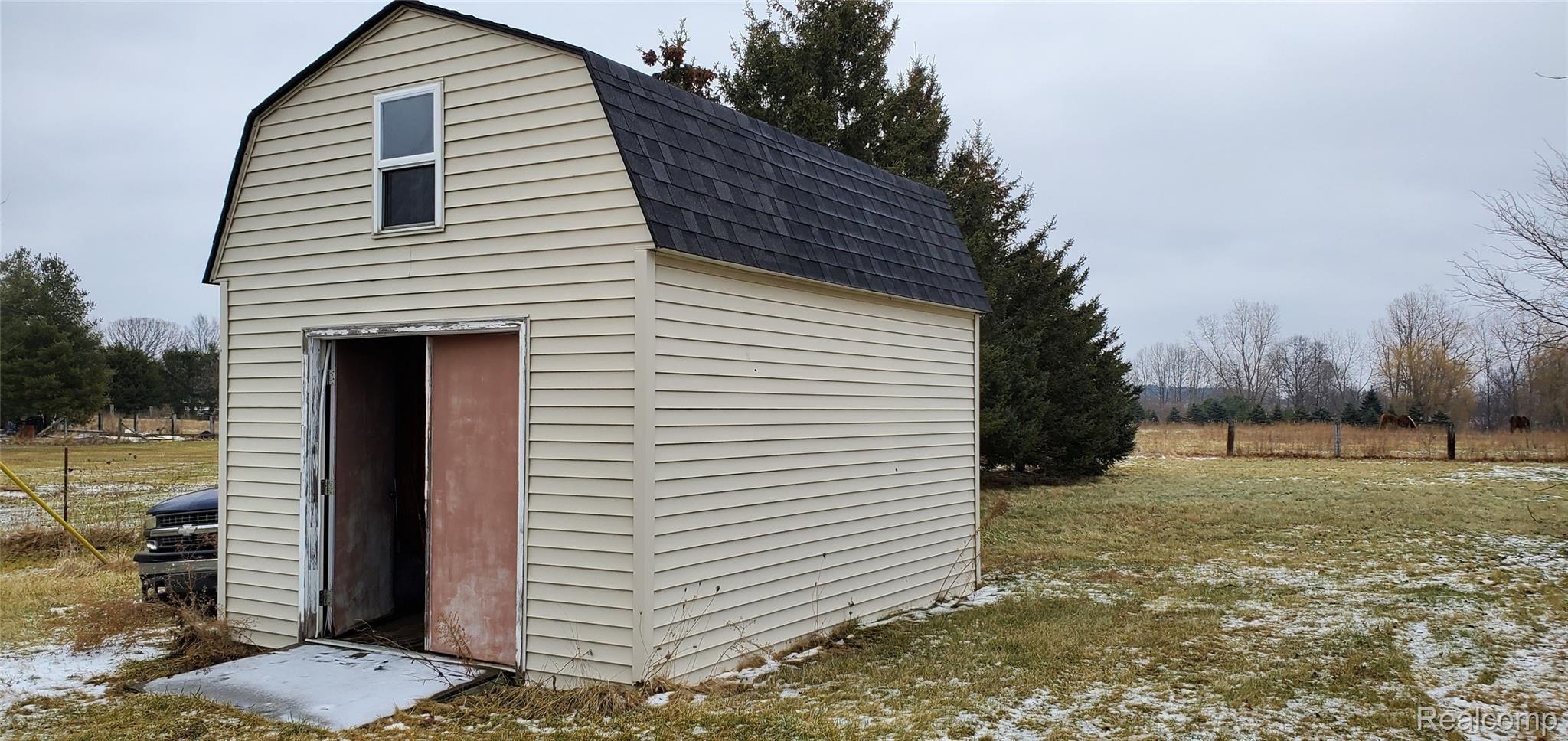 2197 South Elba Road Lapeer, MI 48446 - Photo 36 of 36 20200114_150745.jpg