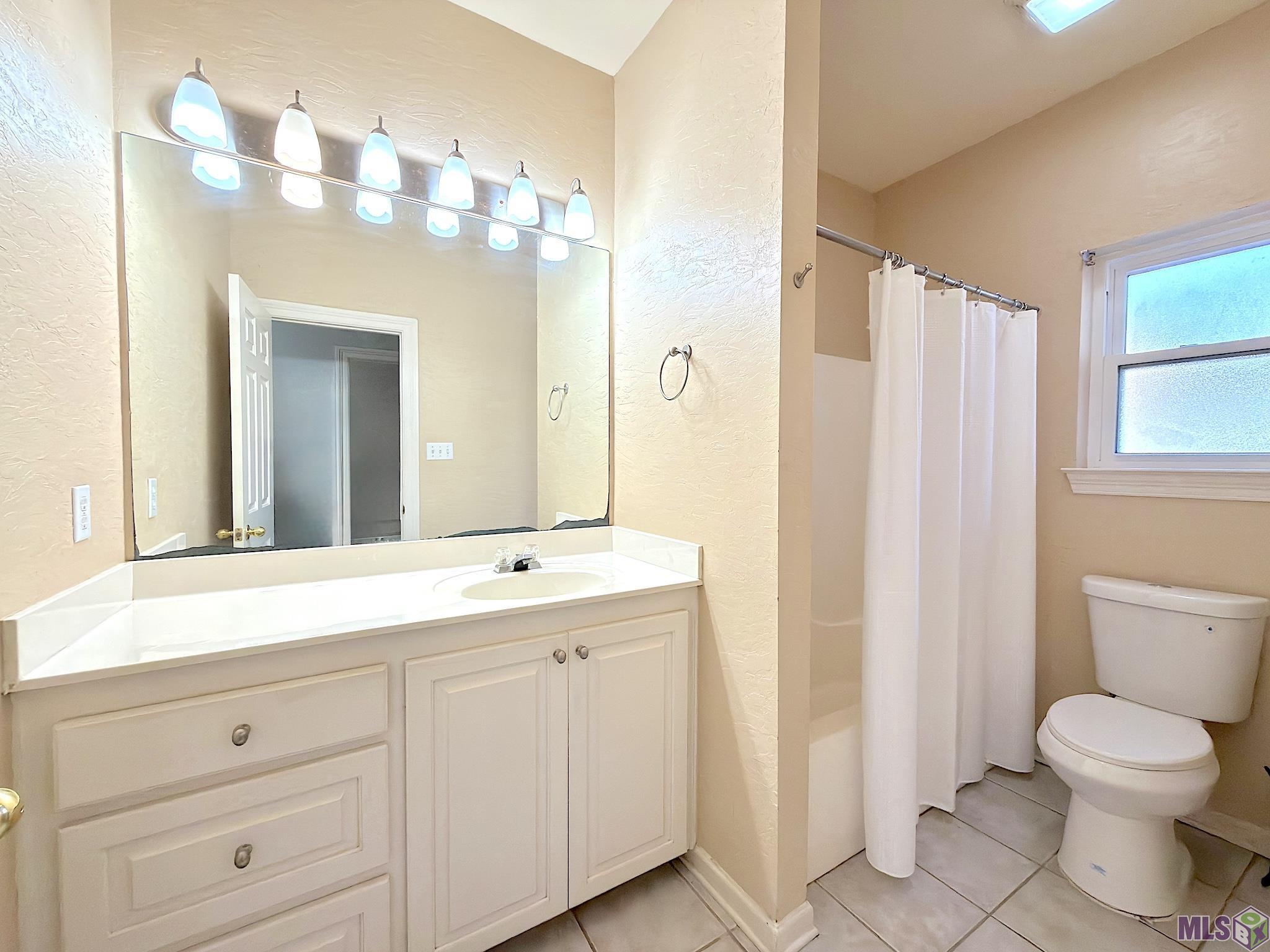 5565 Ducros Drive Baton Rouge, LA 70820 - Photo 12 of 17