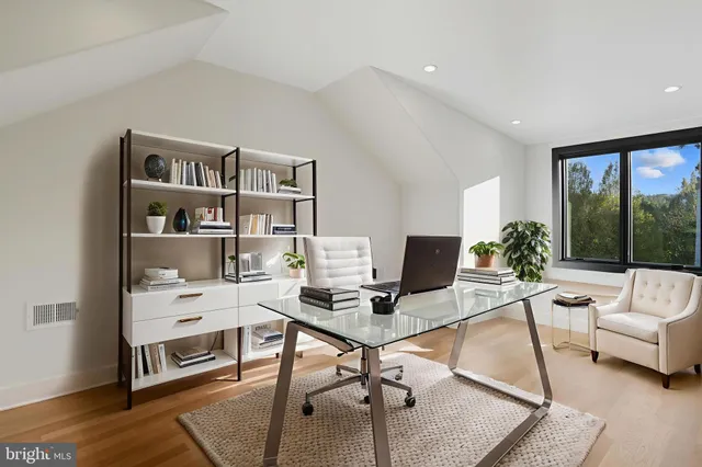 $3,187,000 | 1853 Massachusetts Avenue, McLean, VA 22101