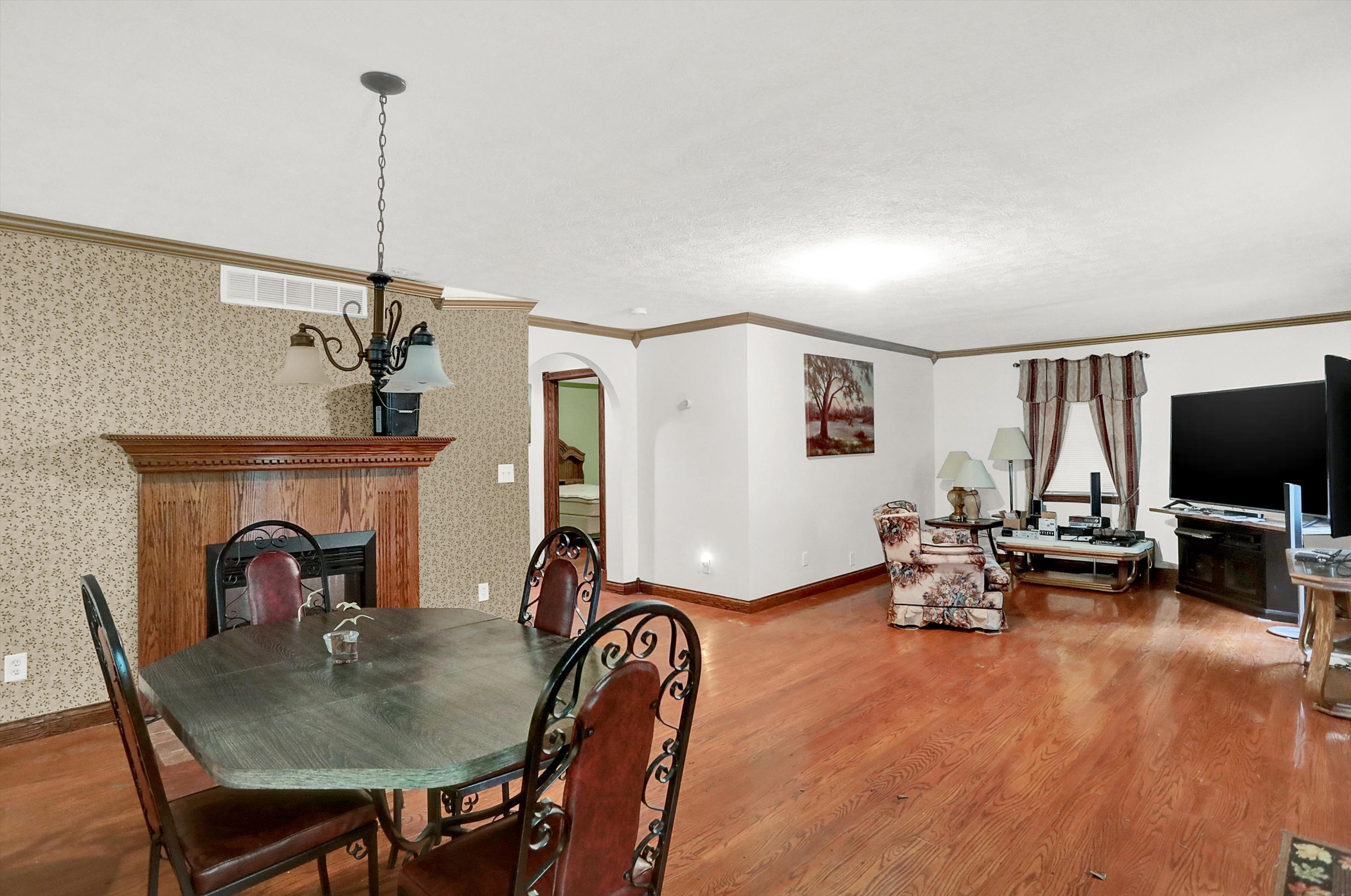 4977 East State Court Bloomington, IN 47401 - Photo 13 of 69