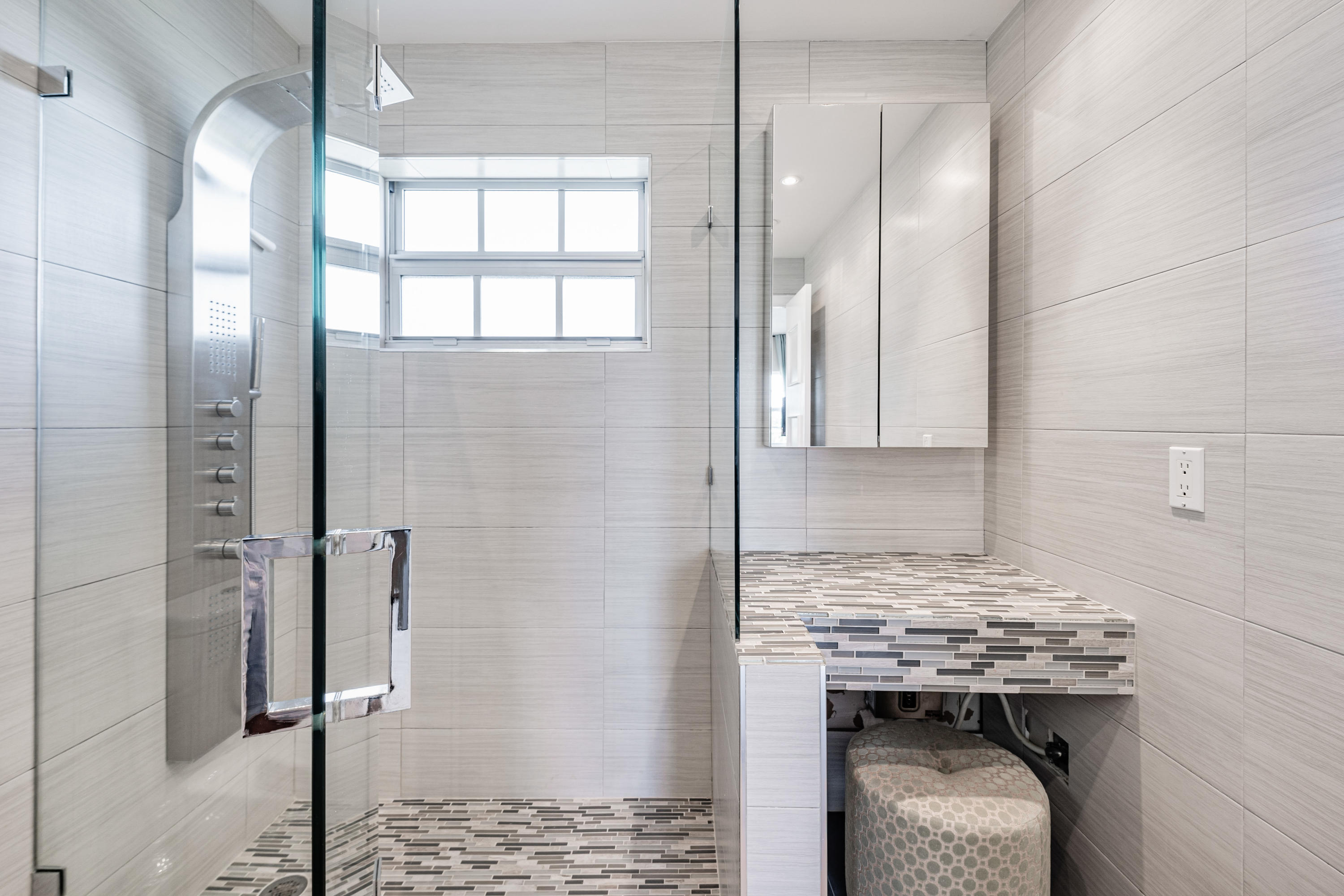 1299 South Ocean Boulevard, Unit F7 Boca Raton, FL 33432 - Photo 26 of 50 Master Shower