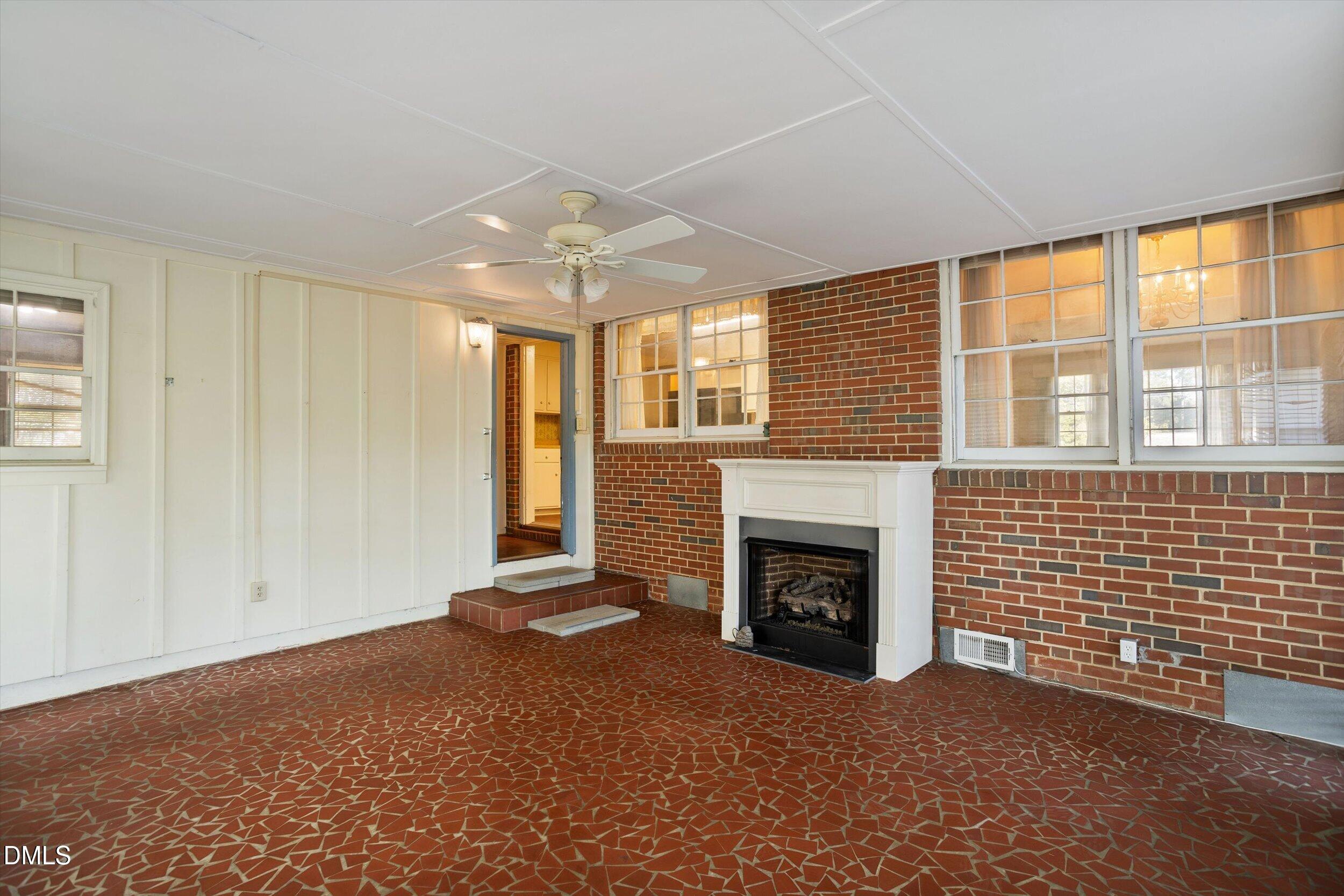 3413 Redbud Lane Raleigh, NC 27607 - Photo 16 of 33 16