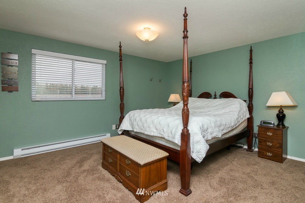 1617 Halverstick Road Lynden, WA 98264 - Photo 9 of 25
