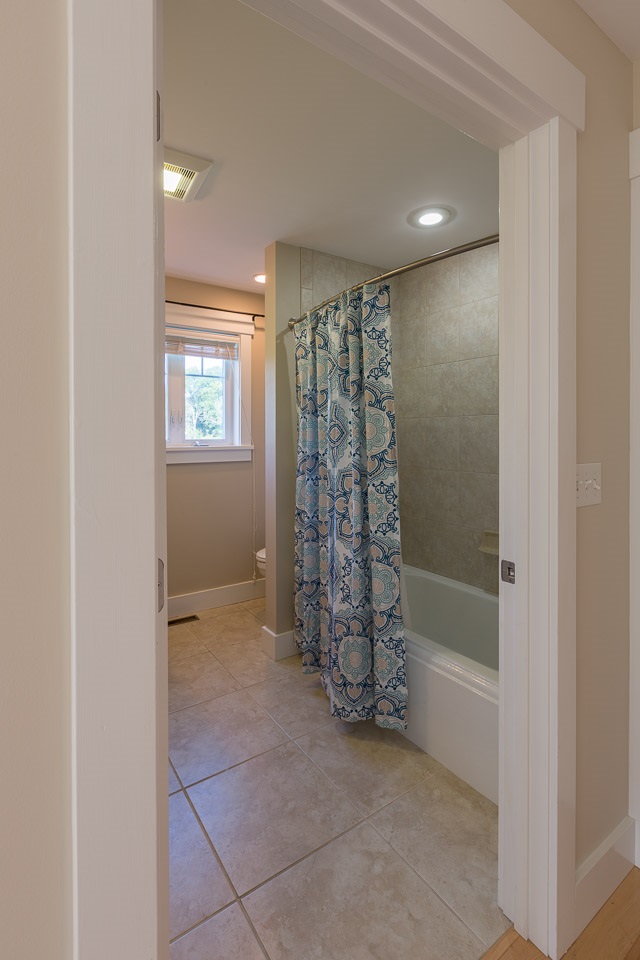 1 A Deer Run Road North Hampton, NH 03862 - Photo 17 of 35