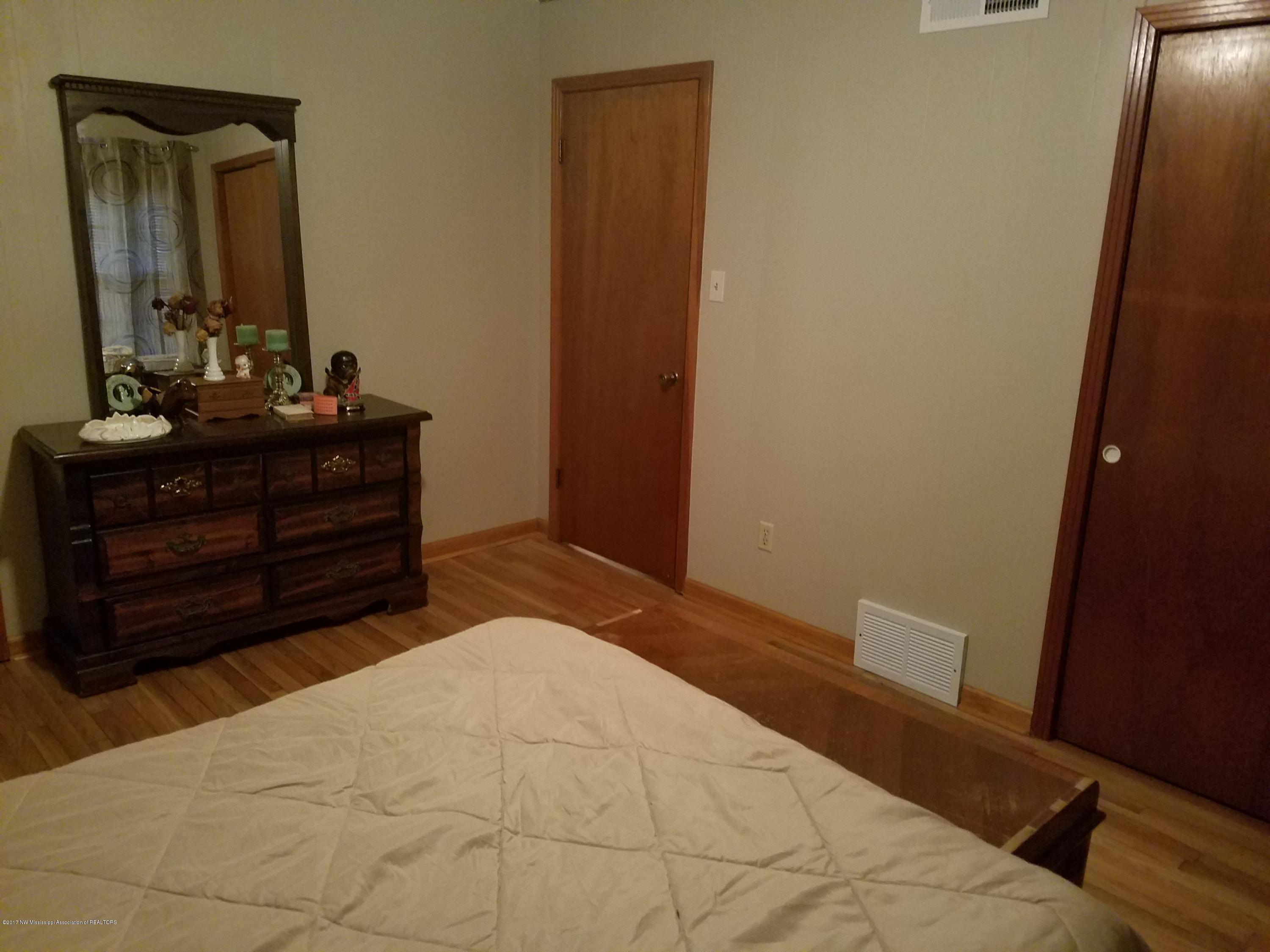 1377 McClyde Road Como, MS 38619 - Photo 11 of 26 Galaxy S7 pictures Feb 2017 360