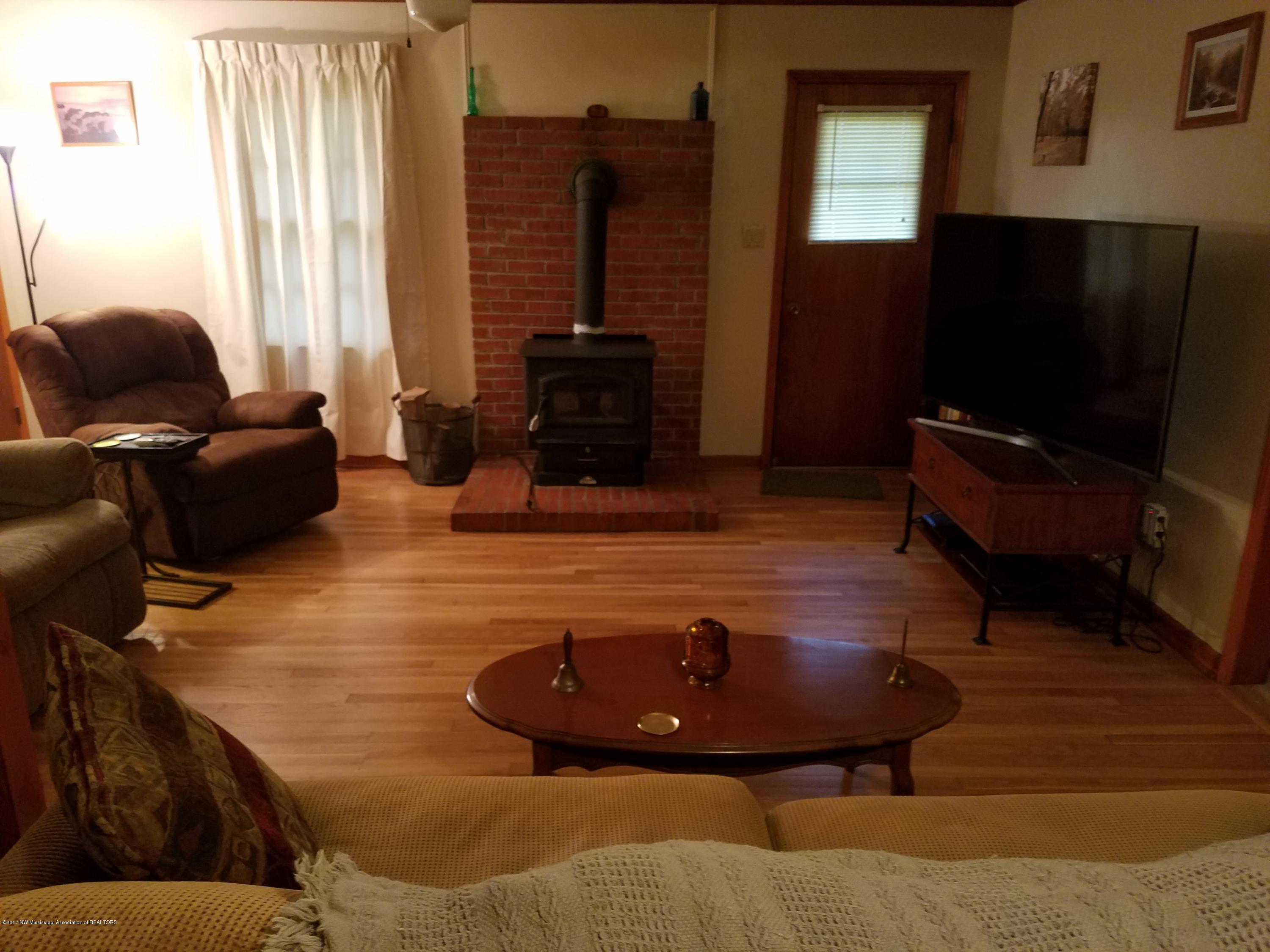 1377 McClyde Road Como, MS 38619 - Photo 18 of 26 Galaxy S7 pictures Feb 2017 340