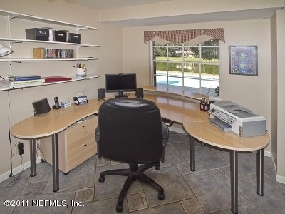 7540 Hollyridge Road Jacksonville, FL 32256 - Photo 21 of 31 Office with lake view