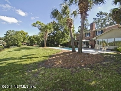 7540 Hollyridge Road Jacksonville, FL 32256 - Photo 29 of 31 Back Yard