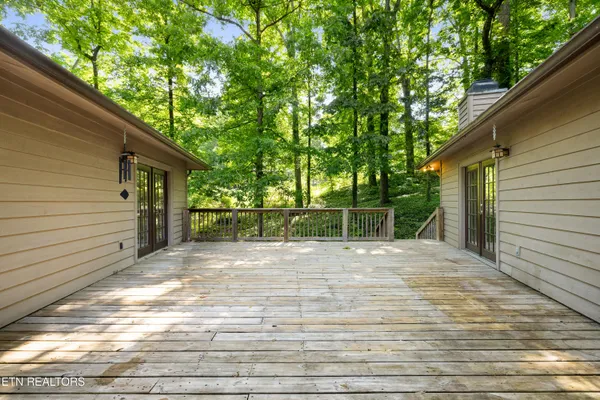 $625,000 | 302 St Andrews Drive, Knoxville, TN 37934