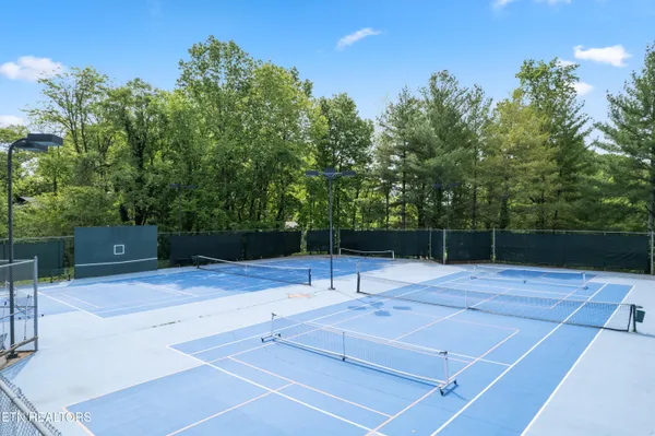 $625,000 | 302 St Andrews Drive, Knoxville, TN 37934
