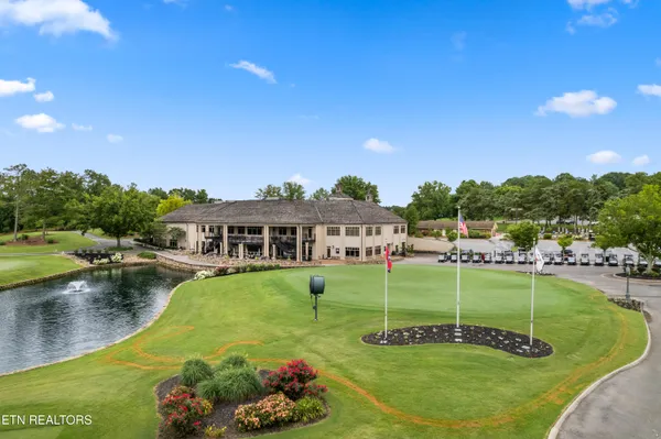 $625,000 | 302 St Andrews Drive, Knoxville, TN 37934