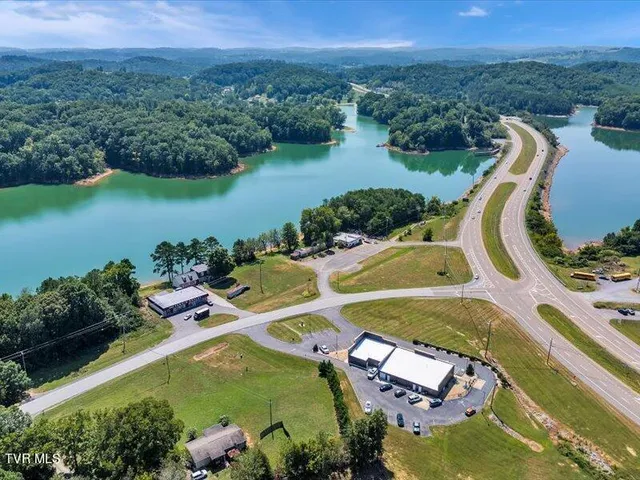 $500,000 | 2271 Broadway Drive, Bean Station, TN 37708