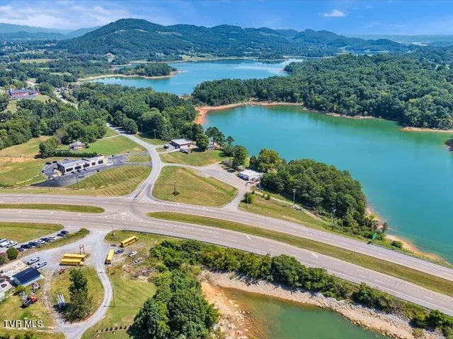 $500,000 | 2271 Broadway Drive, Bean Station, TN 37708