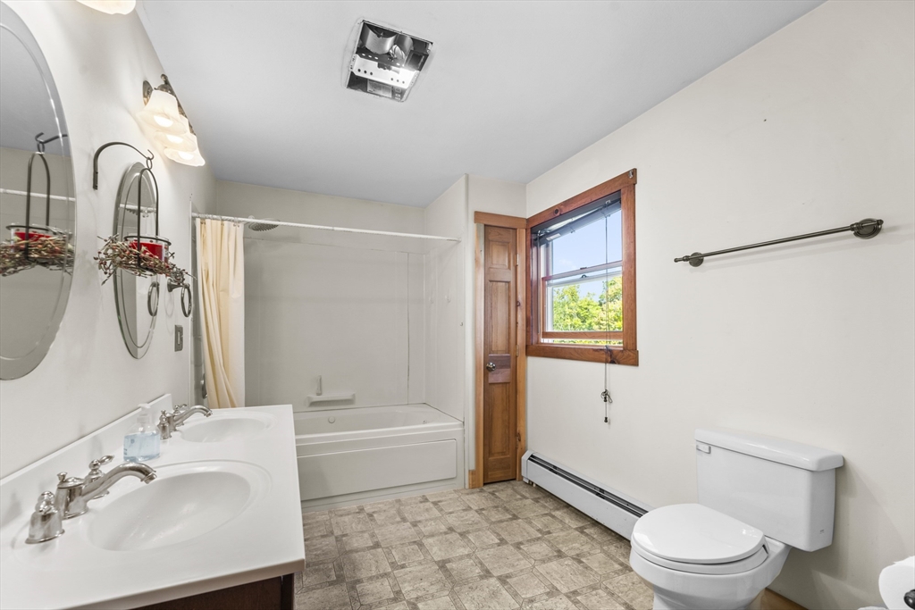 52 Washington Road Brimfield, MA 01010 - Photo 24 of 42