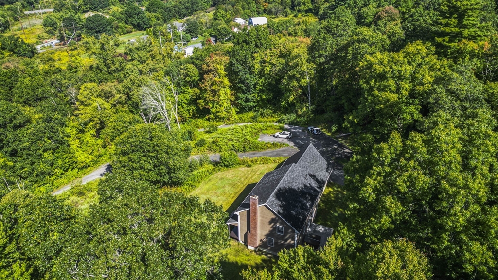 52 Washington Road Brimfield, MA 01010 - Photo 5 of 42