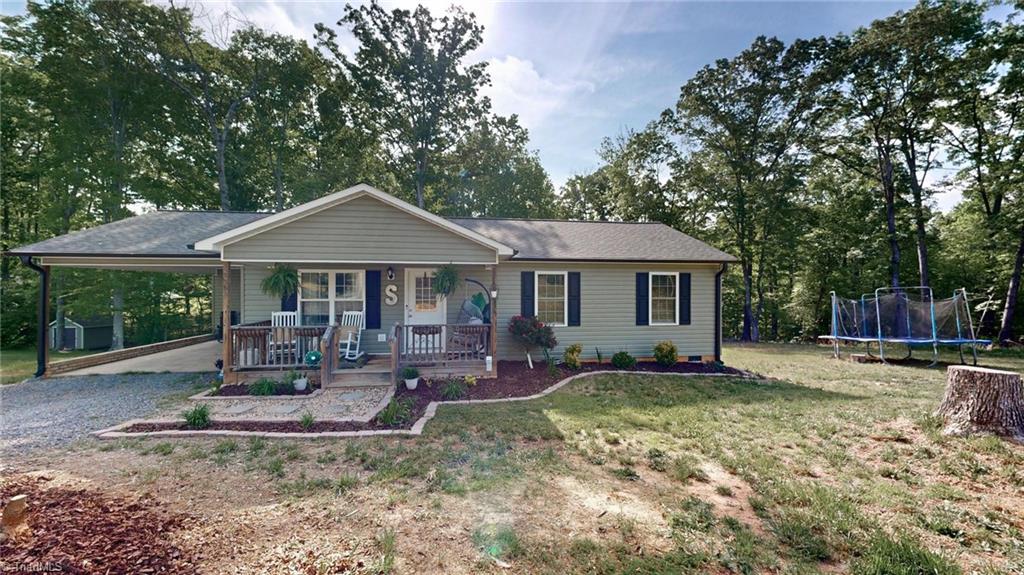 3756 Hoover Hill Road Trinity, NC 27370 - Photo 3 of 28