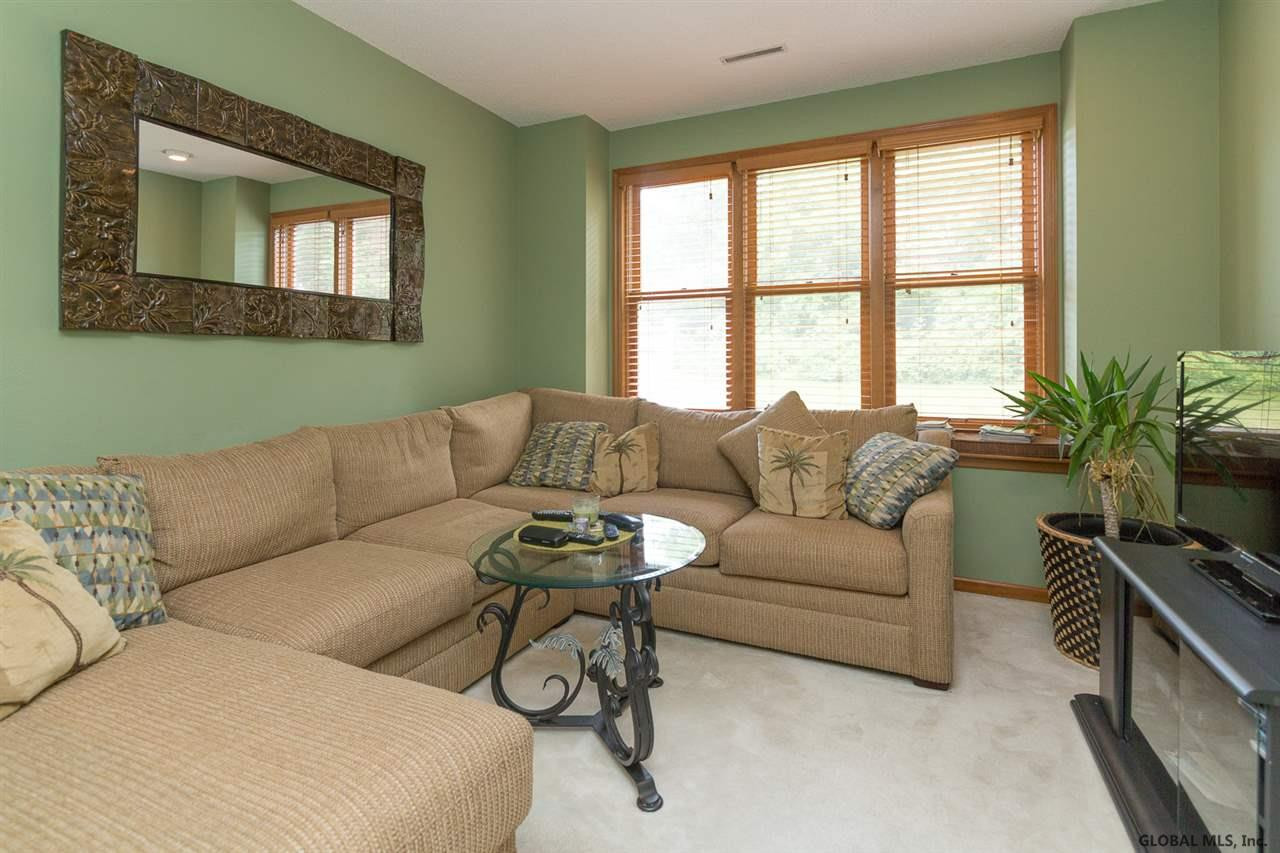 5 Valley View Avenue Rensselaer, NY 12144 - Photo 17 of 22 Photo 17