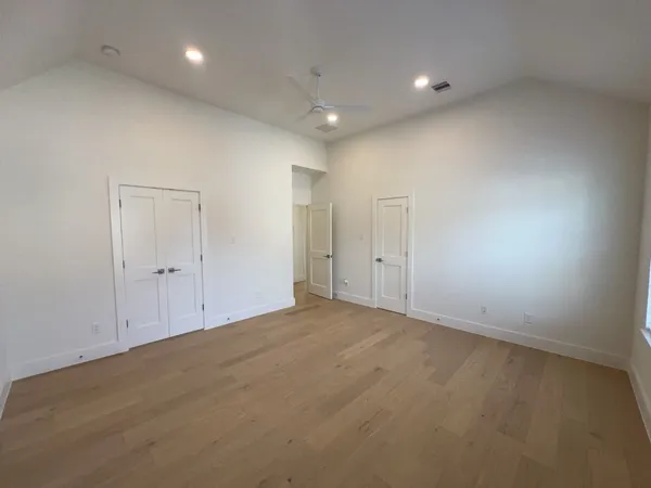 an empty room with an entryway