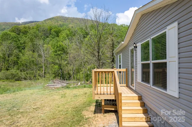 $284,500 | 1451 Newfound Road, Leicester, NC 28748