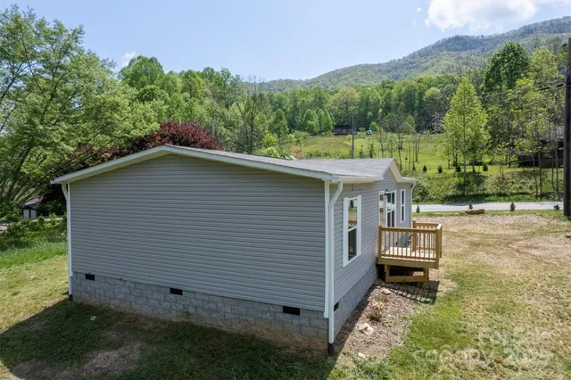 $284,500 | 1451 Newfound Road, Leicester, NC 28748