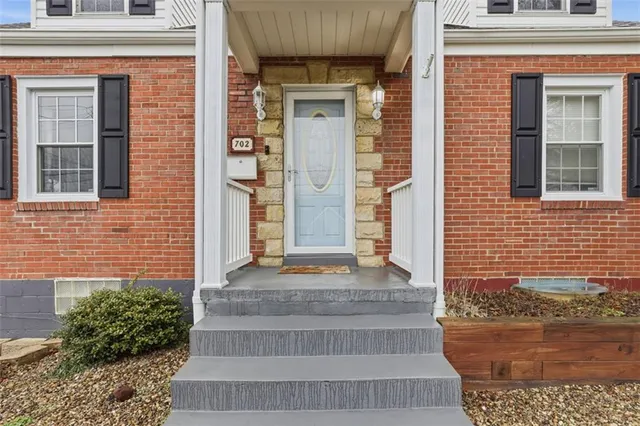 $234,900 | 702 Hemlock Drive, Aliquippa, PA 15001