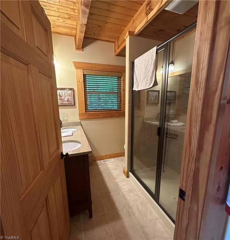 405 Sweetwater Road Boomer, NC 28606 - Photo 9 of 13 Main floor bath