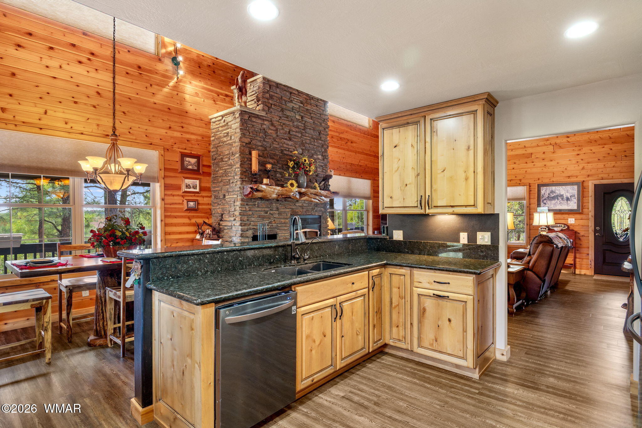 2789 Doolittle Circle Overgaard, AZ 85933 - Photo 13 of 47