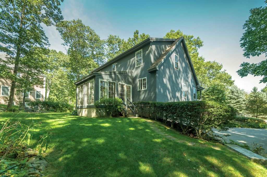 66 Darcy Road York, ME 03909 - Photo 2 of 22