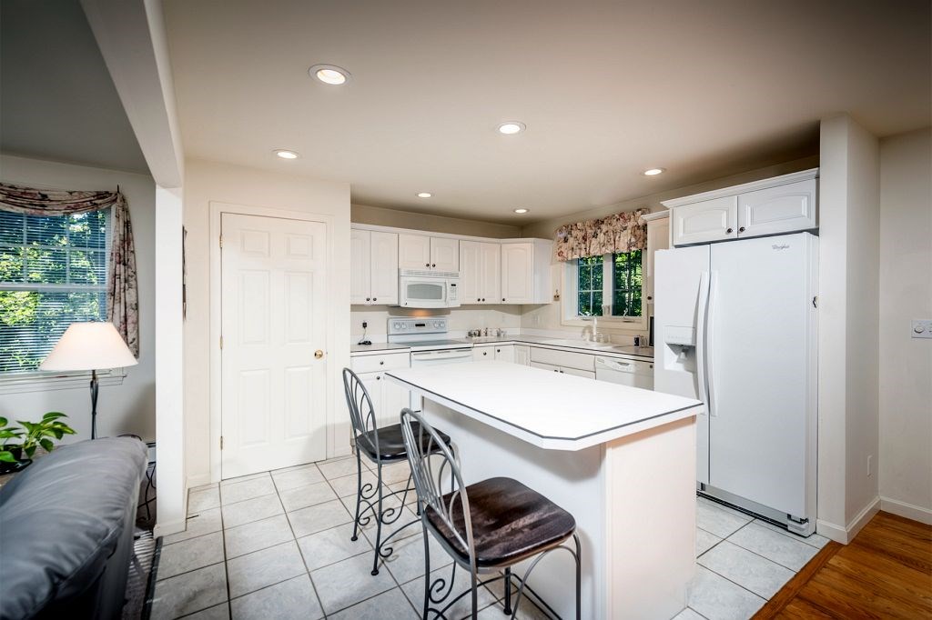 66 Darcy Road York, ME 03909 - Photo 8 of 22