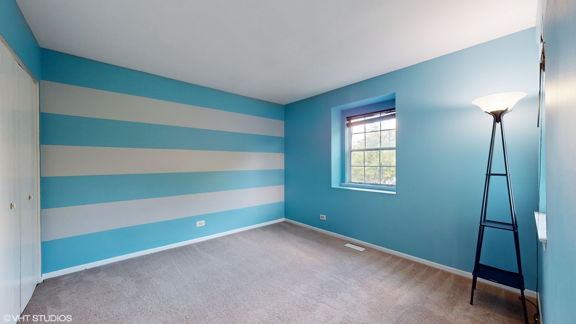 679 Meadows Boulevard Addison, IL 60101 - Photo 17 of 28 Gallery Image 17