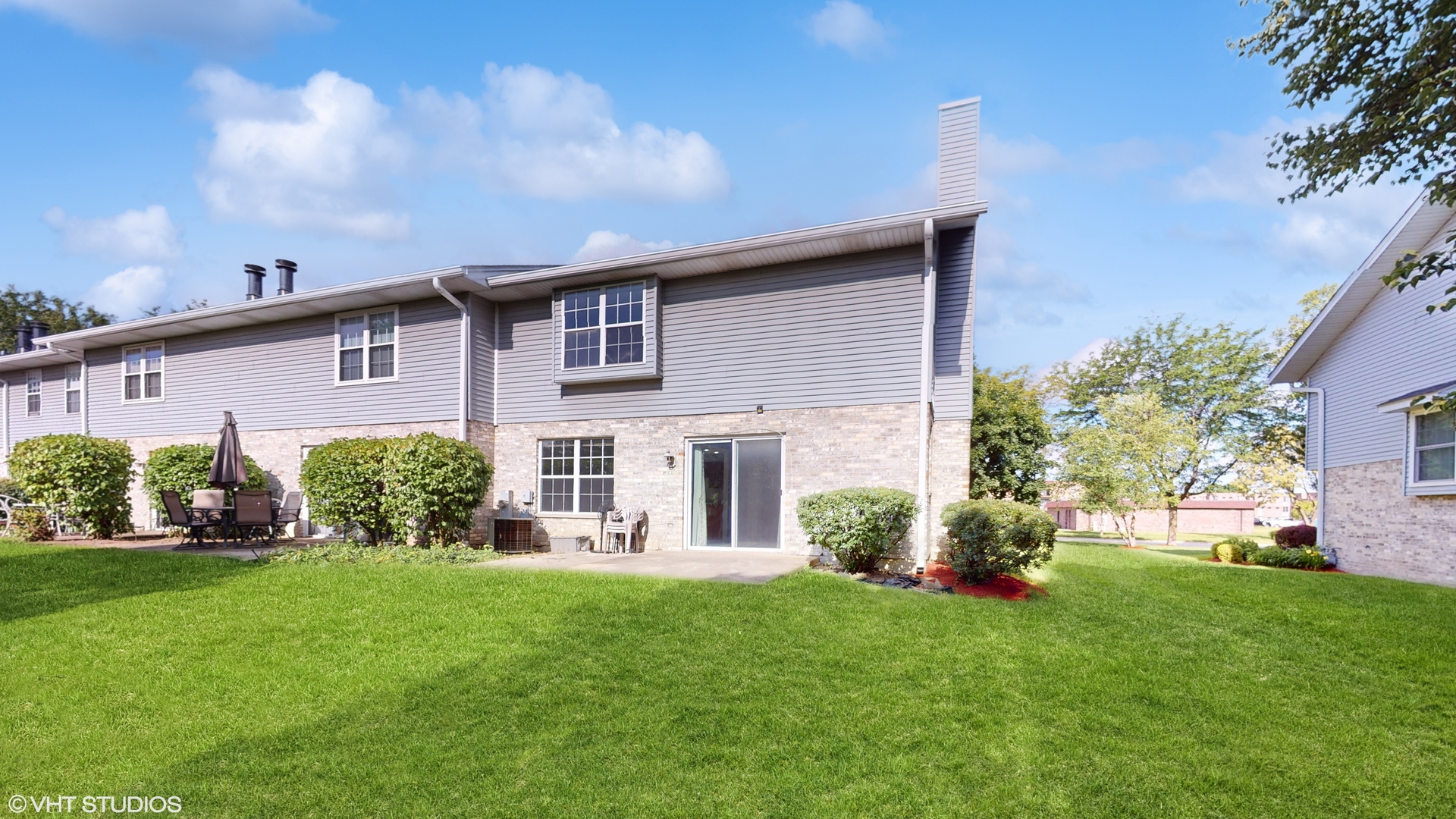 679 Meadows Boulevard Addison, IL 60101 - Photo 25 of 28 Gallery Image 25
