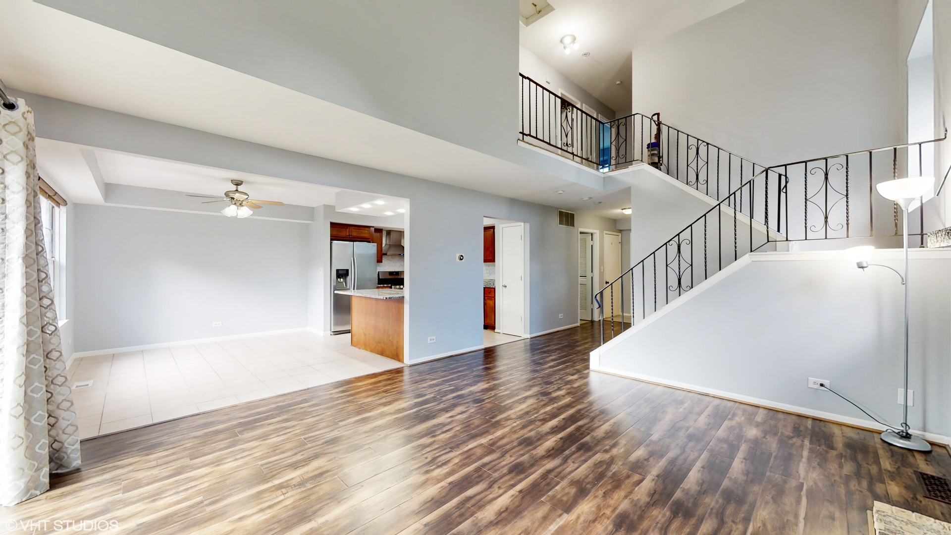 679 Meadows Boulevard Addison, IL 60101 - Photo 4 of 28 Gallery Image 4