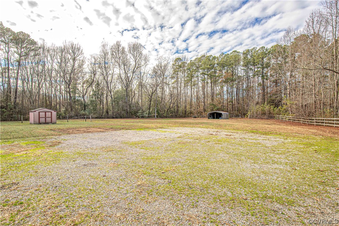 17890 Loving Union Road Disputanta, VA 23842 - Photo 7 of 39 Gallery Image 7