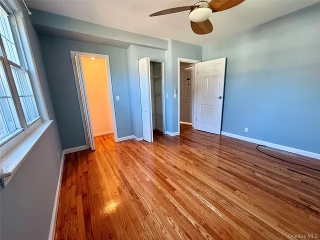 $4,500 | Undisclosed Address, Lindenhurst, NY 11757