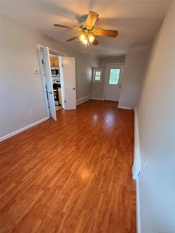 $4,500 | Undisclosed Address, Lindenhurst, NY 11757