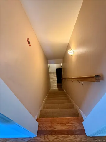 $4,500 | Undisclosed Address, Lindenhurst, NY 11757