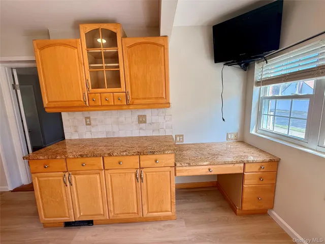 $4,500 | Undisclosed Address, Lindenhurst, NY 11757