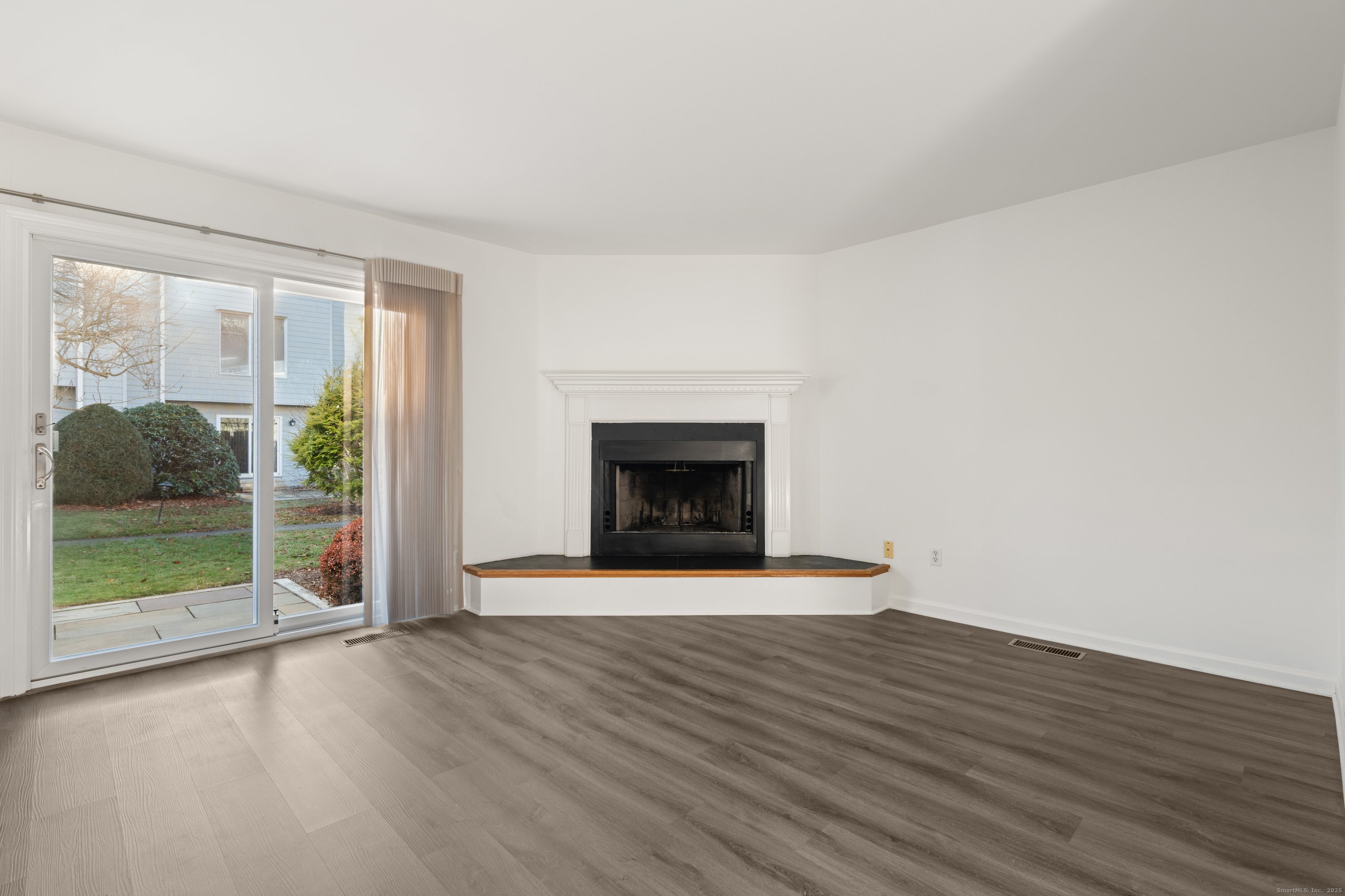 65 Wolfpit Avenue, Unit 5C Norwalk, CT 06851 - Photo 6 of 16