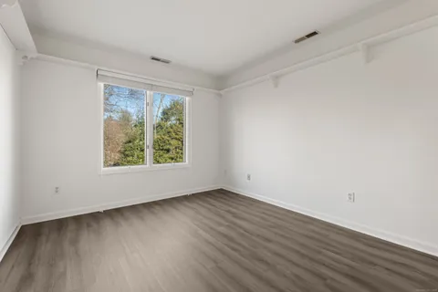 $565,000 | 65 Wolfpit Avenue, Unit 5C, Norwalk, CT 06851