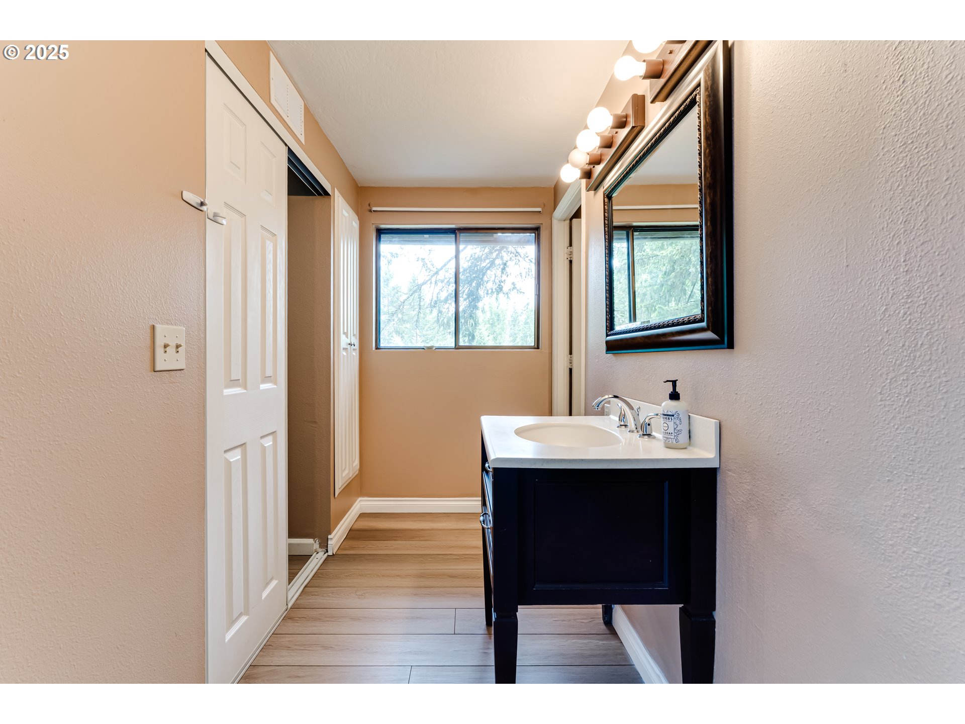 1177 Brookside Drive Eugene, OR 97405 - Photo 20 of 48