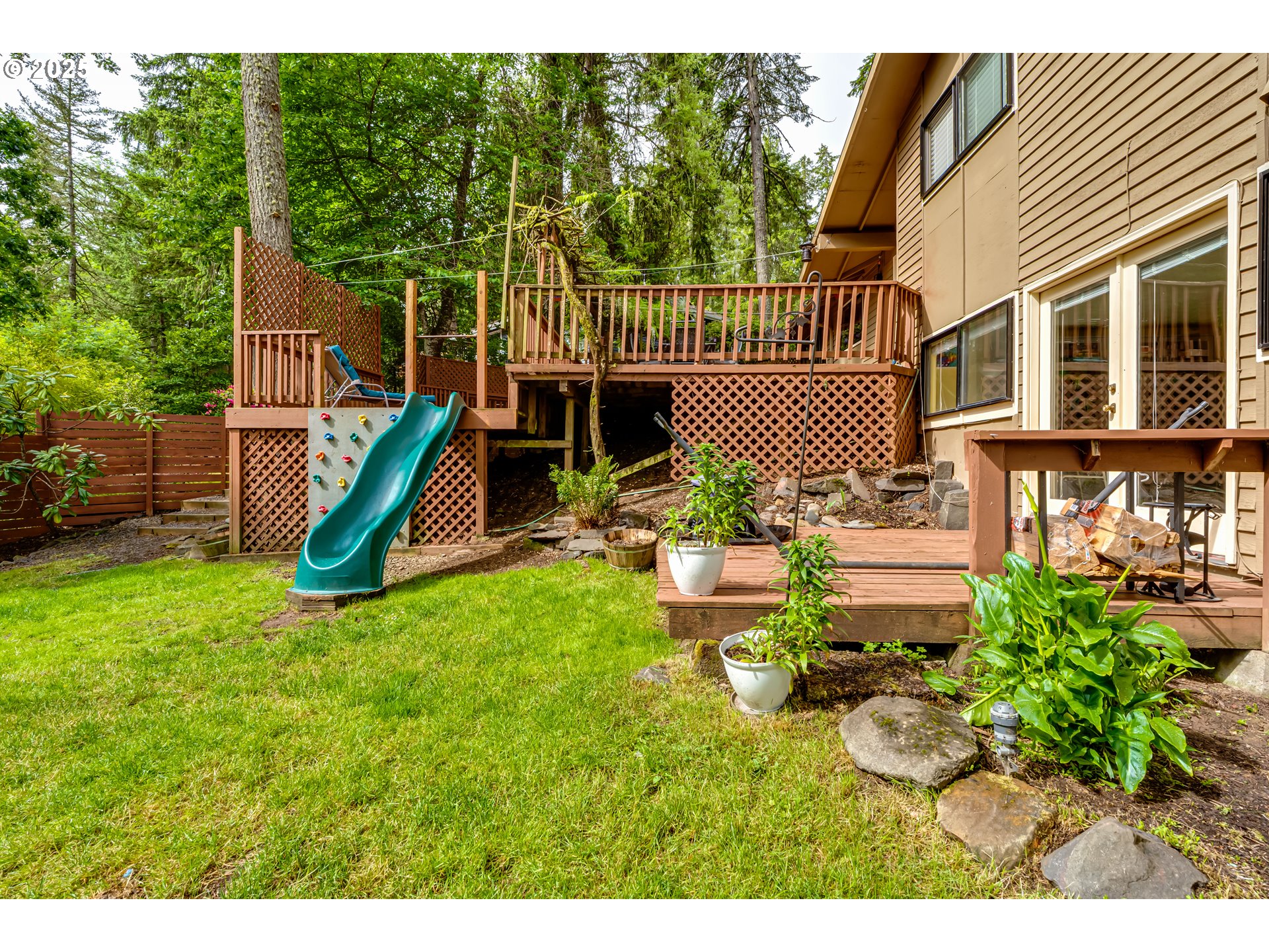 1177 Brookside Drive Eugene, OR 97405 - Photo 43 of 48