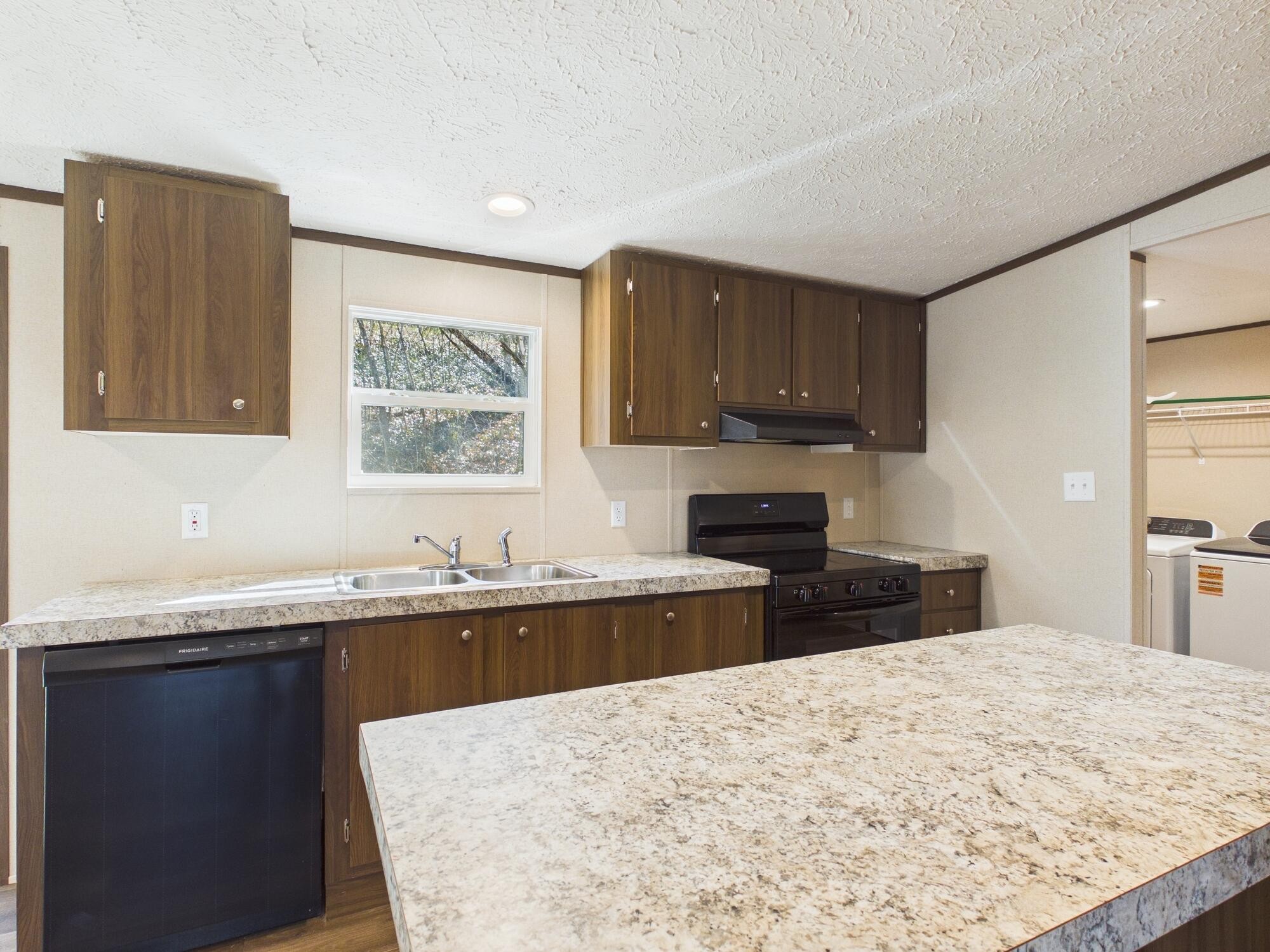 736 Mahoney Road Oliver Springs, TN 37840 - Photo 15 of 53