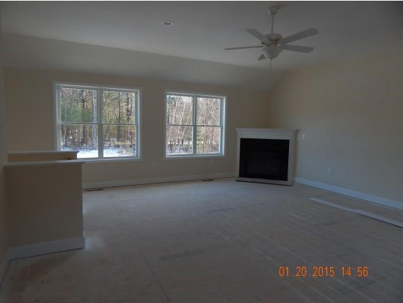 32 Pine Road Hudson, NH 03051 - Photo 11 of 20
