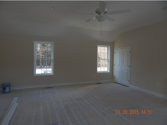 32 Pine Road Hudson, NH 03051 - Photo 12 of 20