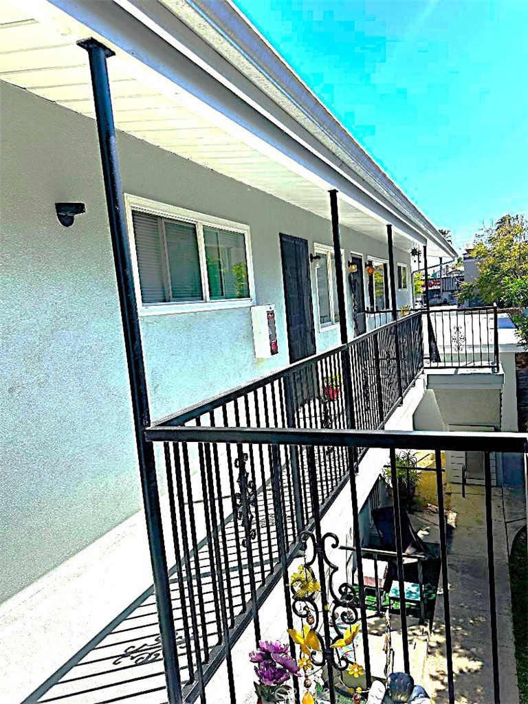 2202 Mathews Avenue Redondo Beach, CA 90278 - Photo 16 of 22 There are Three Units on the Upper Level Enclosed by the New Railings. This is the View Looking From the Front of the Building Towards the Rear.