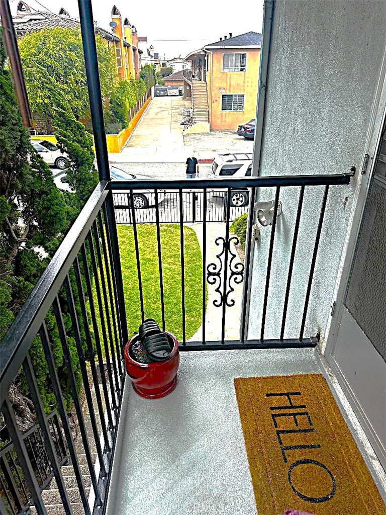 2202 Mathews Avenue Redondo Beach, CA 90278 - Photo 19 of 22 This is the View Looking Down to the Front Yard From the Front Upper Level Unit.